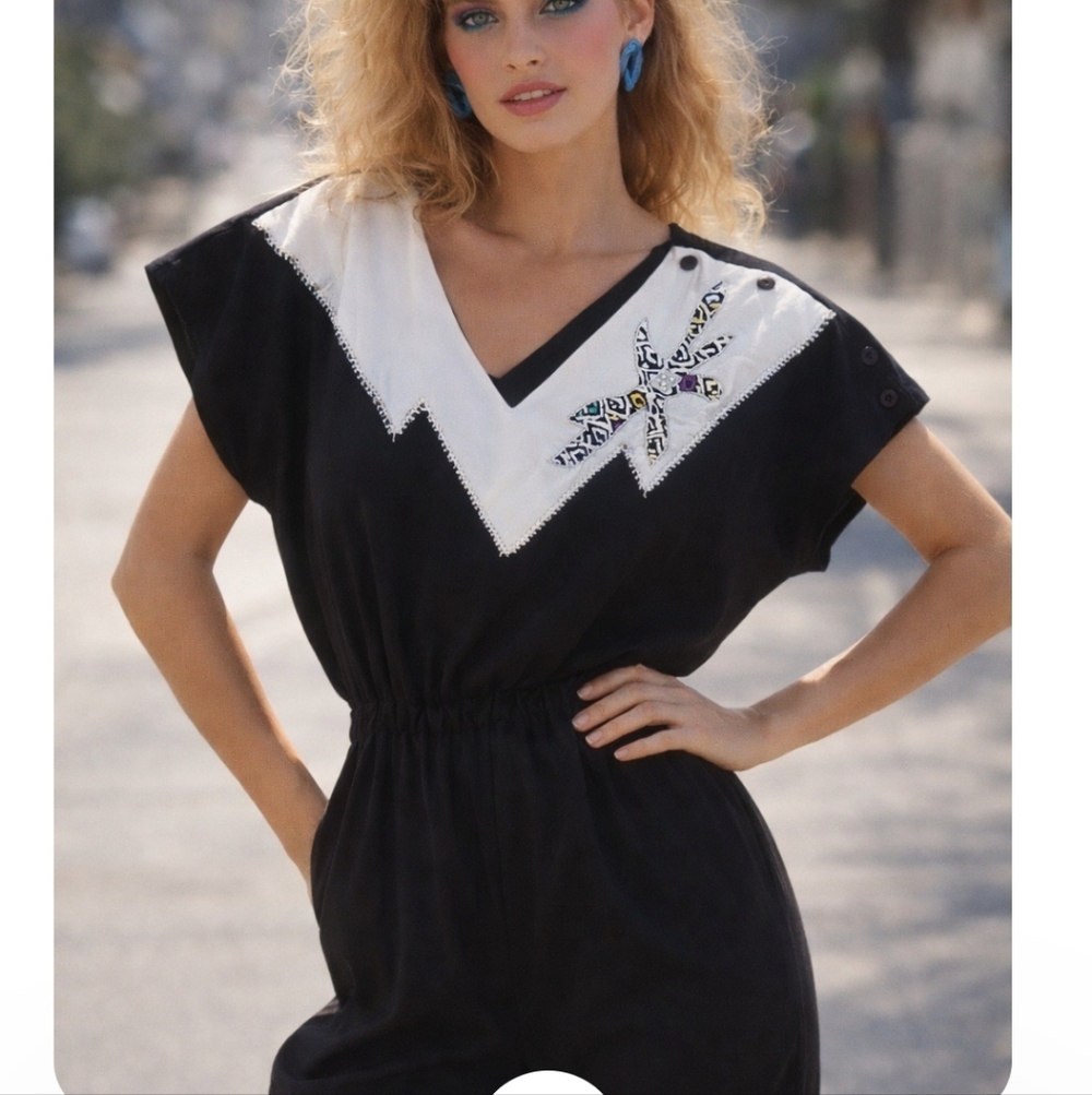 80s Black and White Jumpsuit One Piece w/ Embroidered Collar Highrise  Romper